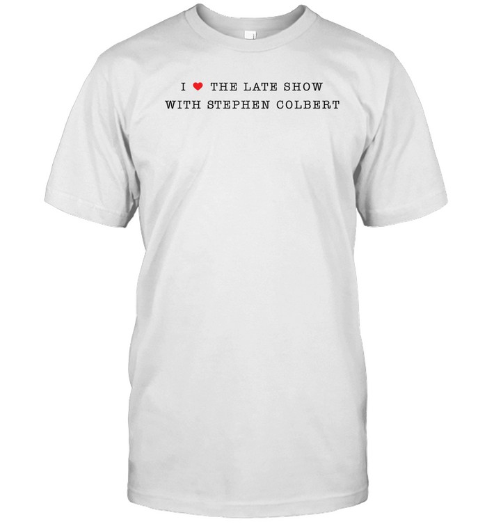 Molly Gordon Wearing I Heart The Late Show With Stephen Colbert Shirt